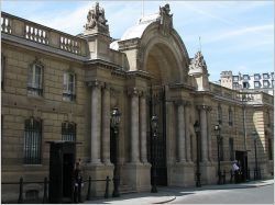Une cure de jouvence pour le portail de l'Elysée