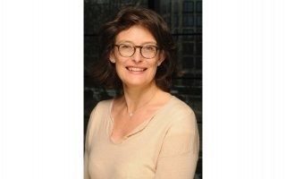 Sylvie Combe nommée directrice communication de Lafarge France