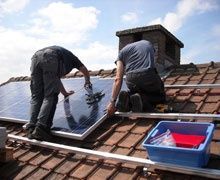 La filière solaire pourrait créer 21.000 emplois en France d'ici 2023
