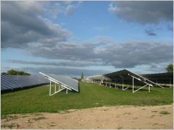 Inauguration d'une ferme solaire en Gironde