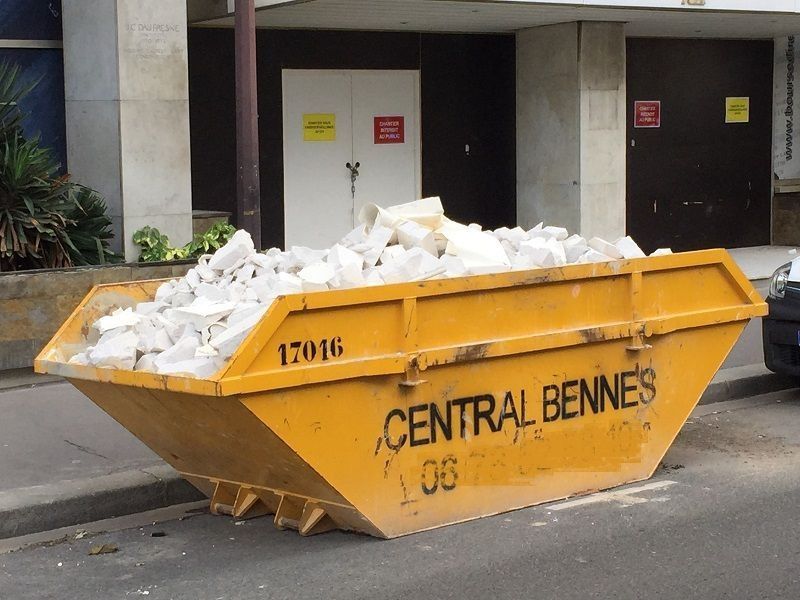 Le groupe de travail pour lutter contre les déchets du bâtiment est lancé