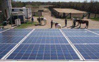 Une installation photovoltaïque conçue pour se fondre dans le paysage