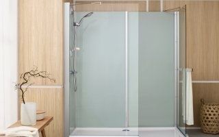 Remplacer une baignoire par une douche en une journée