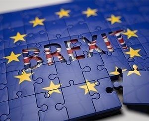 Brexit sans accord : Le patron du Medef met en garde les entreprises françaises