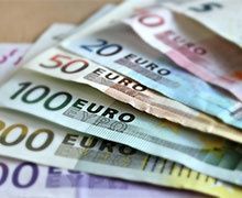 Les intérêts intercalaires entrent dans le TEG