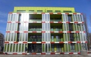 Des algues en façade fournissent l'énergie d'un immeuble passif