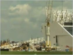 Une grue de 114 m s'écrase sur le stade de Sao Paolo