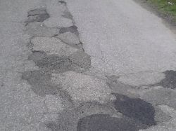 Les canicules font également souffrir les routes