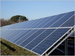 Photovoltaïque : la majoration tarifaire de 10% est reportée "sine die"