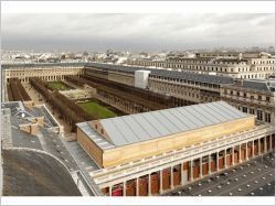 Une installation éphémère pour la maison de Molière