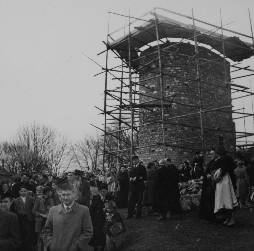 " Ronchamp : des pierres à la prière "