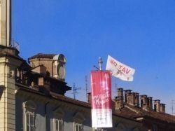 Italie : des milliers de Turinois manifestent contre la LGV Lyon-Turin