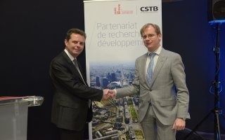 BIM WORLD : l'Epadesa et le CSTB signent une convention de partenariat