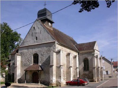 Une église francilienne restaurée par des bénévoles