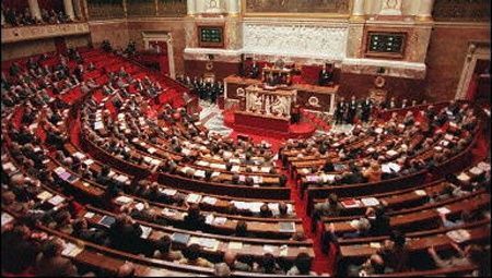 Marchés publics : les députés ont adopté le relèvement de seuil à 15 000 euros