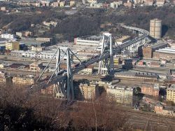 "Un nouveau pont sera construit pour Noël 2019", assure le maire de Gênes