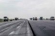 Eurovia déroule le " ruban " de la piste 4 de l'aéroport Paris-Charles-de-Gaulle