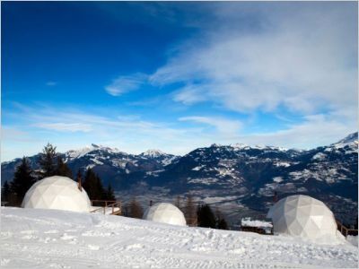 WhitePod : un village de drôles de dômes (diaporama)