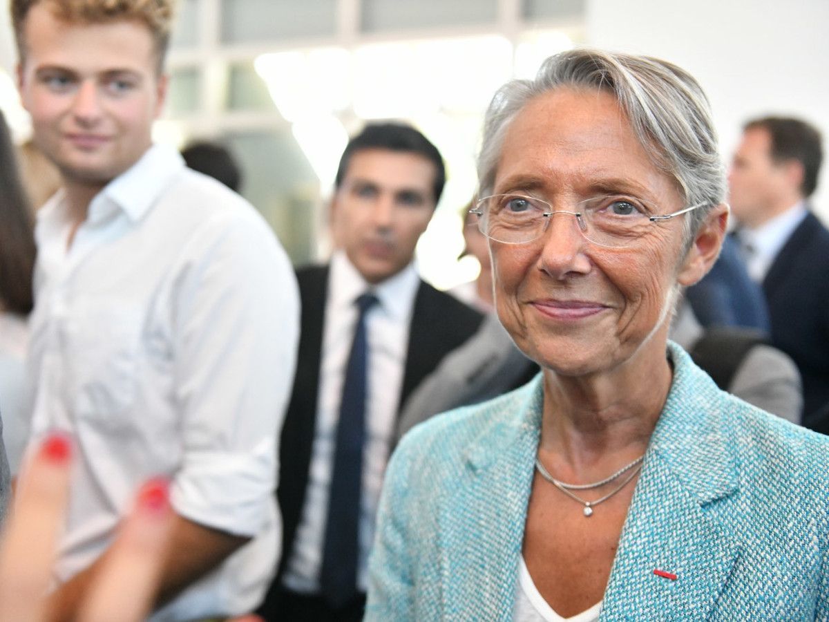 "Permettre à une activité clé de reprendre en sécurité", Elisabeth Borne