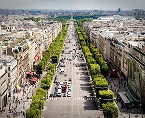 Une expo et une consultation pour "réenchanter" les Champs-Élysées