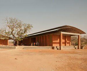 L'étonnant "village-opéra" de l'architecte Francis Kéré à Laongo au Burkina Faso