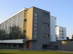 La Commission européenne lance un prix pour un "nouveau Bauhaus européen"