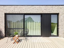 Deceuninck lance une gamme de deux fenêtres incorporant 50% de PVC recyclé