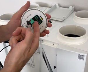Brink Flair 325 : installation du capteur CO²
