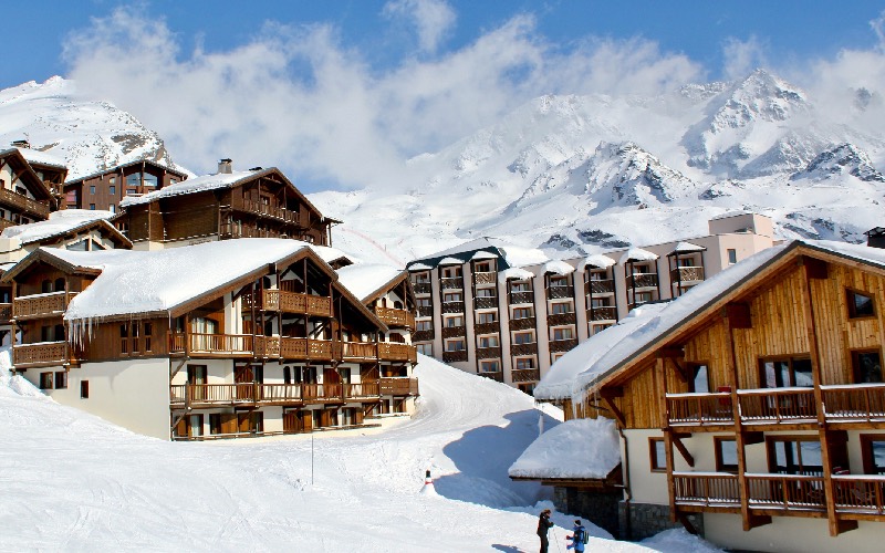 des pistes pour massifier la r novation dans les stations de montagne