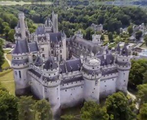 Qui était l'architecte Viollet-le-Duc ?