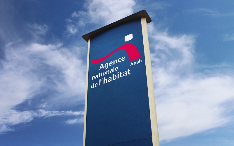 delais de paiement de maprimerenov des protestataires devant l anah