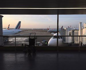 Covid-19 : moins de 2% du trafic aérien habituel en avril à Paris