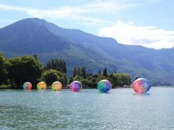 Le lac d'Annecy va chauffer et refroidir près de 600 logements