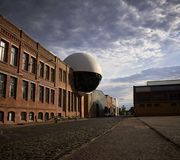 Une sphère posthume de Niemeyer à Leipzig 