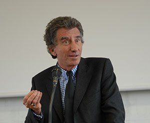 Jack Lang dénonce les dommages infligés dans les villes et les campagnes par le bétonnage généralisé