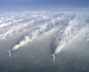 Le débat public sur l'éolien marin en Normandie pointe inquiétudes et manque d'information