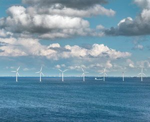 Le parc éolien marin de Saint-Brieuc achevé, les 62 éoliennes installées