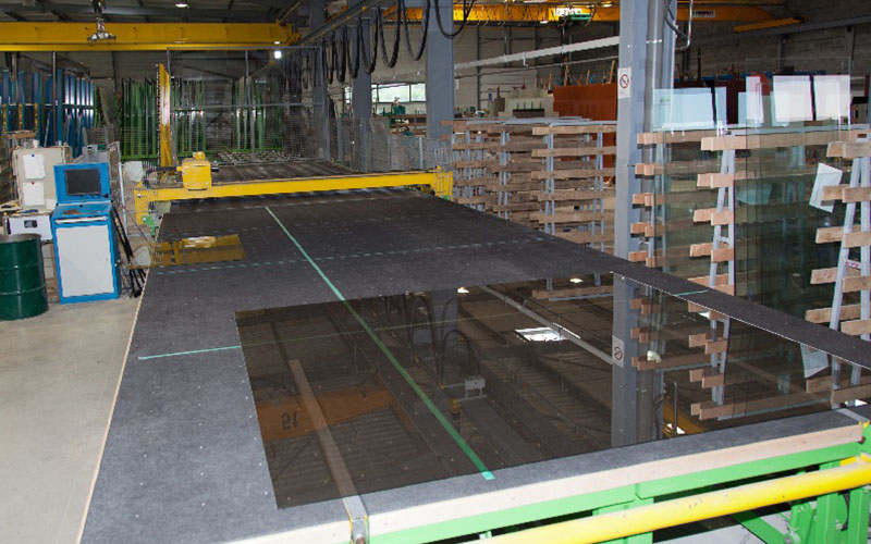 salaire btp focus sur le metier de miroitier