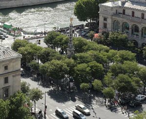 Hidalgo annonce un réaménagement de la place du Châtelet à Paris pour 2024