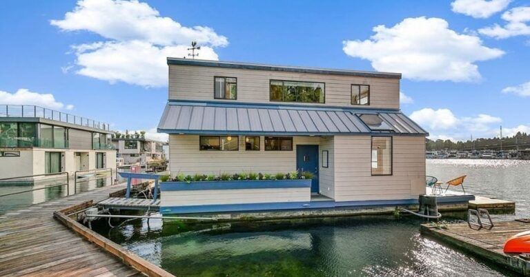Maison flottante en bois sur portage Bay (Seattle – Usa)