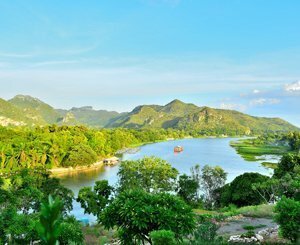 Béton et drainage : au Vietnam, la nouvelle vie d'un village détruit par le typhon Yagi