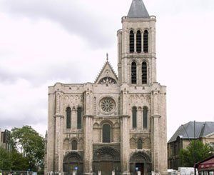 Le chantier du "remontage" de la flèche de la basilique de Saint-Denis débutera en septembre