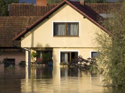 Qu'est-ce qui pousse de plus en plus de Français à acheter en zone inondable ?
