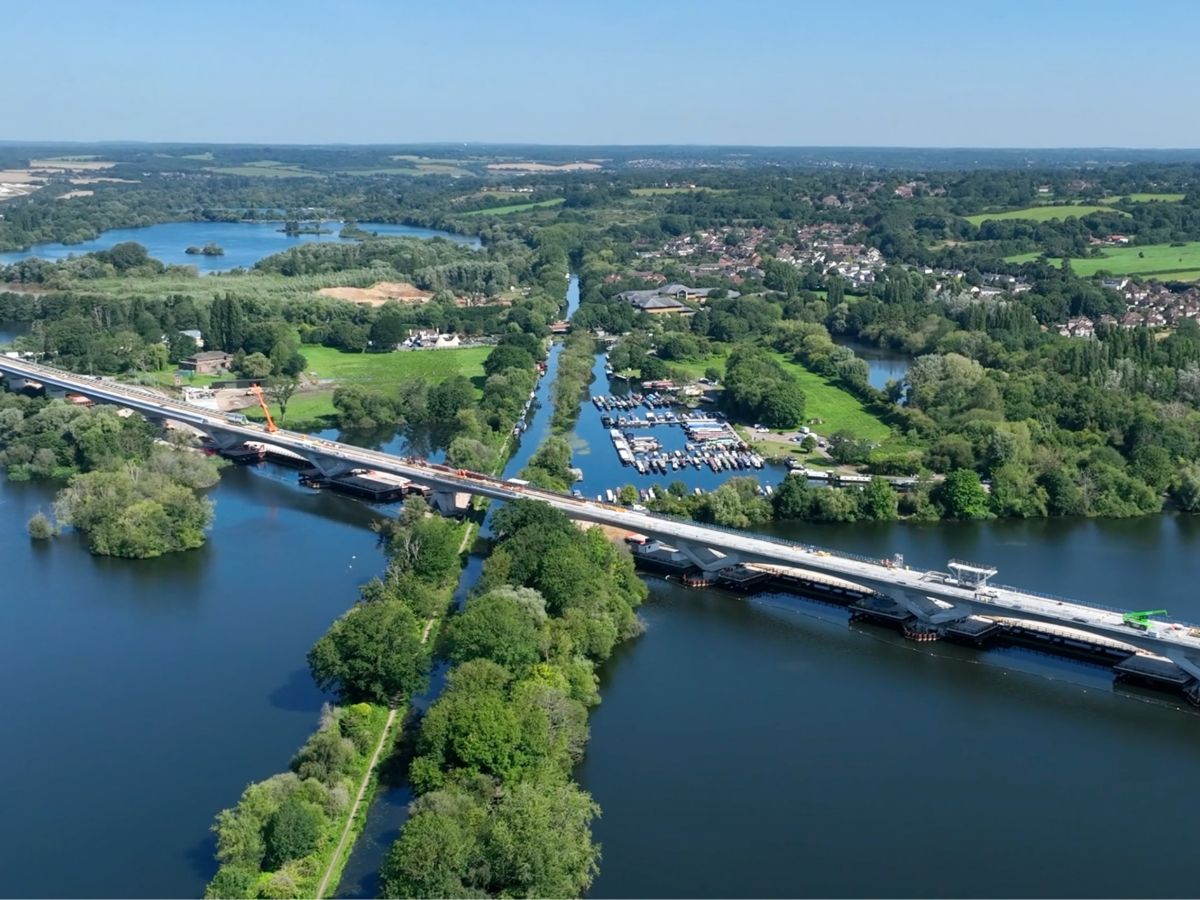 HS2 : le tablier du plus long pont ferroviaire du Royaume-Uni est terminé