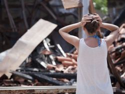 Une société du BTP détruit accidentellement une maison en l'absence de sa propriétaire
