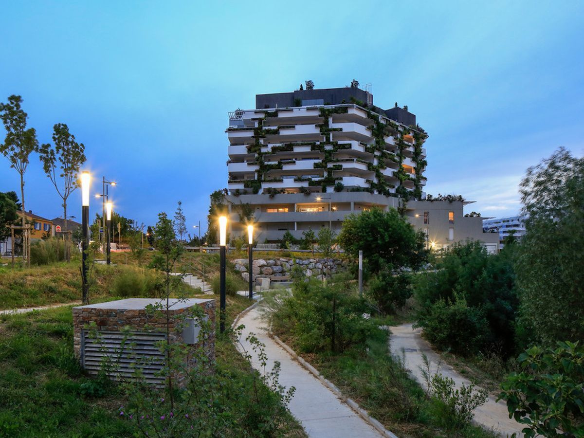 I-Park, un monolithe végétalisé face à la mairie de Montpellier