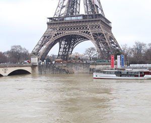 Une nouvelle crue centennale menace-t-elle Paris ?