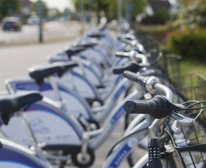 Le vélo progresse fortement en centre-ville mais baisse presque partout ailleurs