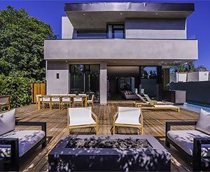 Réalisation d'une maison moderne familiale à Hollywood