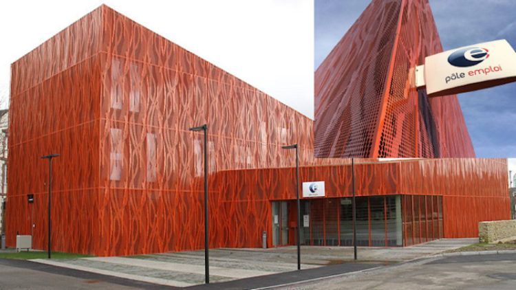 L’agence Pôle emploi de Laval, par LOOM Architecture : Red & Fire